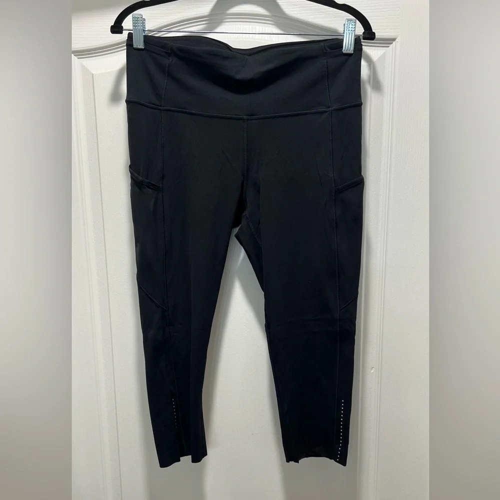 Lululemon Fast & Free Crop Legging - Picture 5 of 7